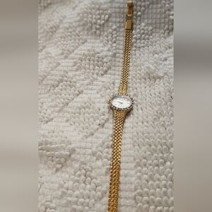 Elegant Gold Women's Elgin Quartz Watch Gold Tone With Stainless Steel Back